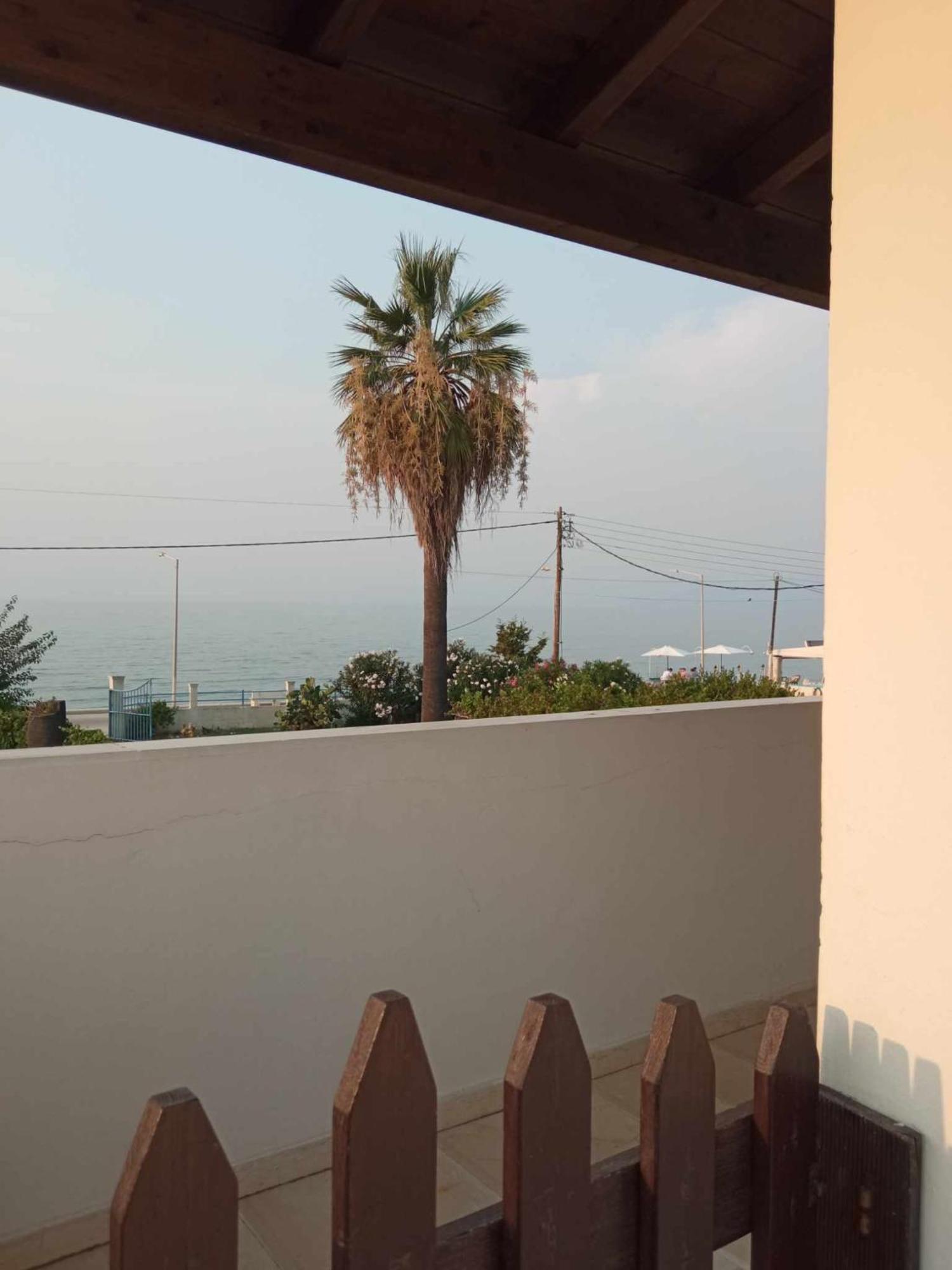 Eftichia Apartment Roda  Ngoại thất bức ảnh